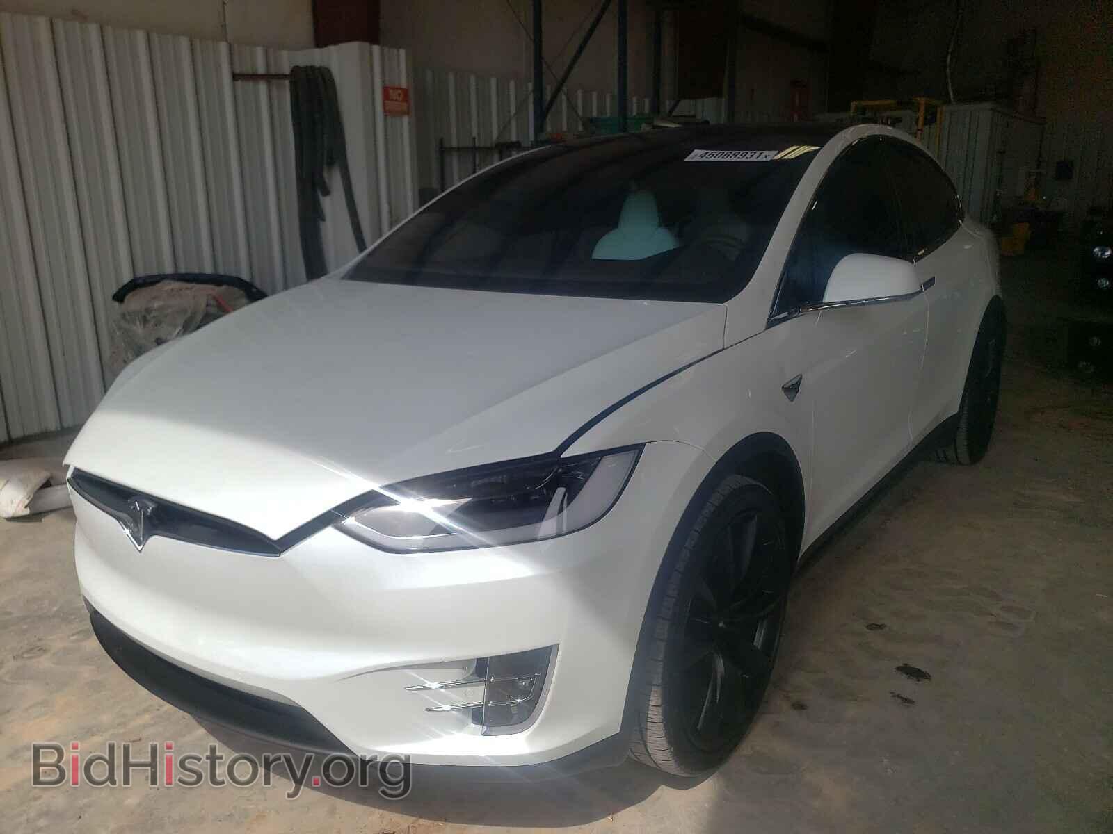 2019 TESLA MODEL X - VIN: 5YJXCBE20KF193203 - Photo 2