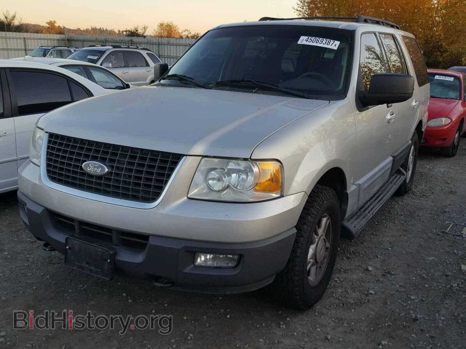 2005 FORD EXPEDITION - VIN: 1FMPU16535LA52462 - Photo 2