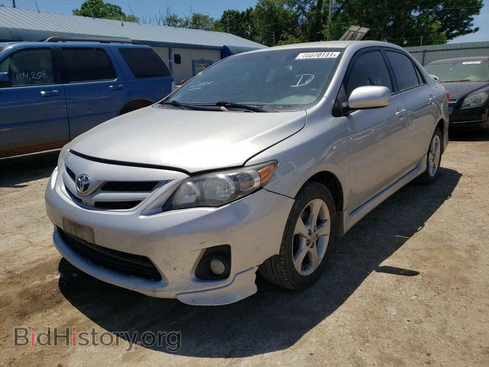 2011 TOYOTA COROLLA - VIN: 2T1BU4EE8BC749064 - Фото 2