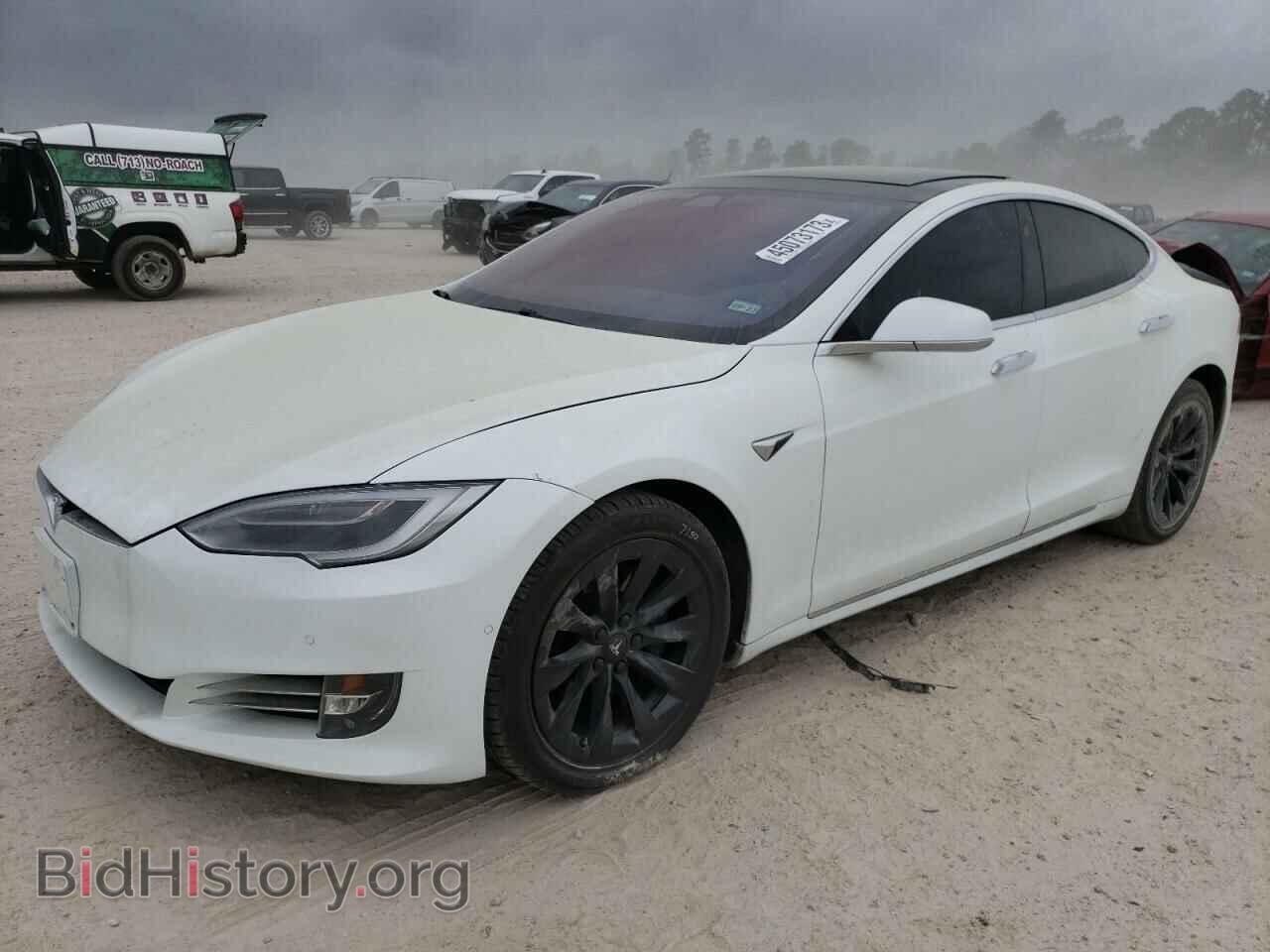 Фотография 5YJSA1E24JF249085 - TESLA MODEL S 2018