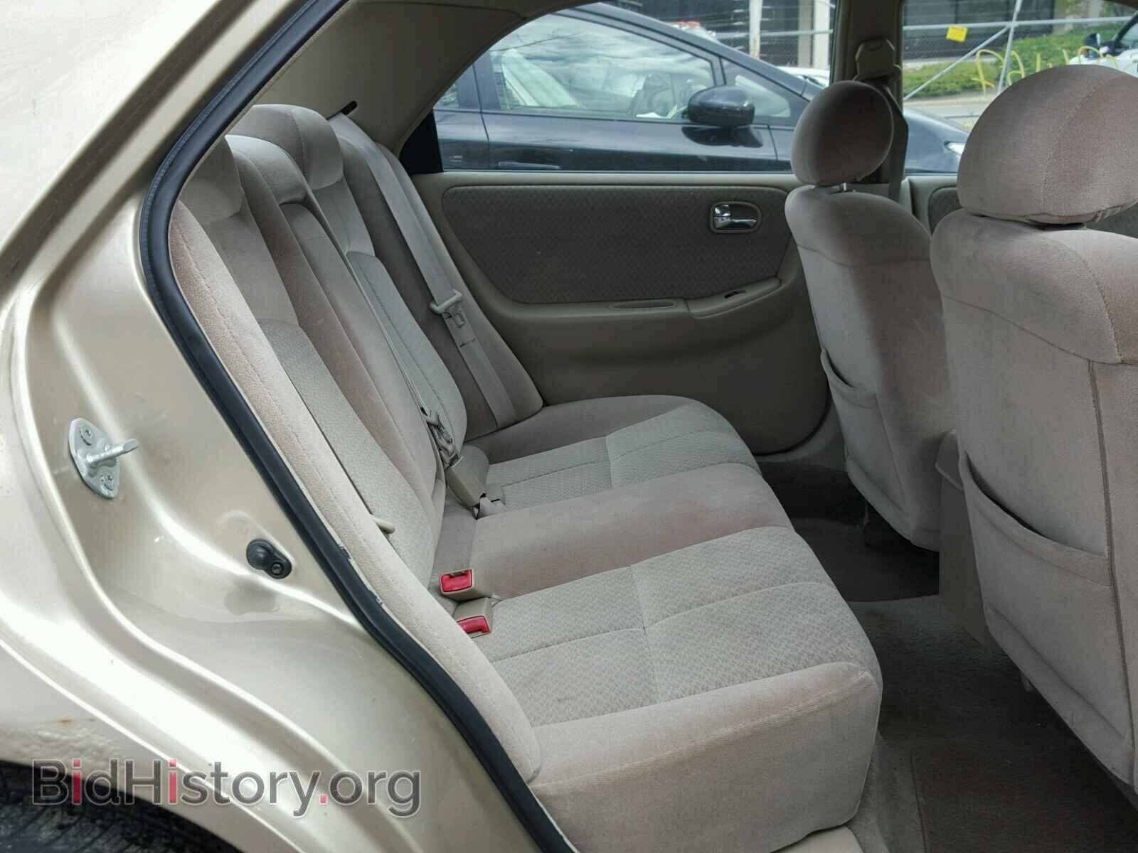 2000 MAZDA 626 - VIN: 1YVGF22C0Y5153020 - Фото 6