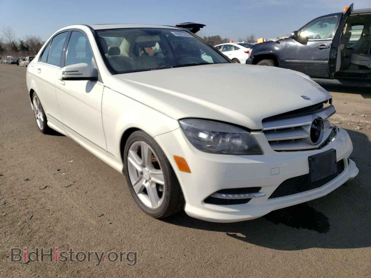 2011 MERCEDES-BENZ C-CLASS - VIN: WDDGF8BB6BR170071 - Фото 4