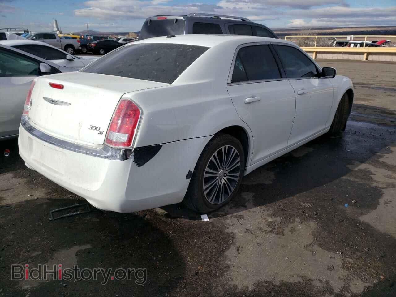 2013 CHRYSLER 300 - VIN: 2C3CCAGT2DH681732 - Фото 3