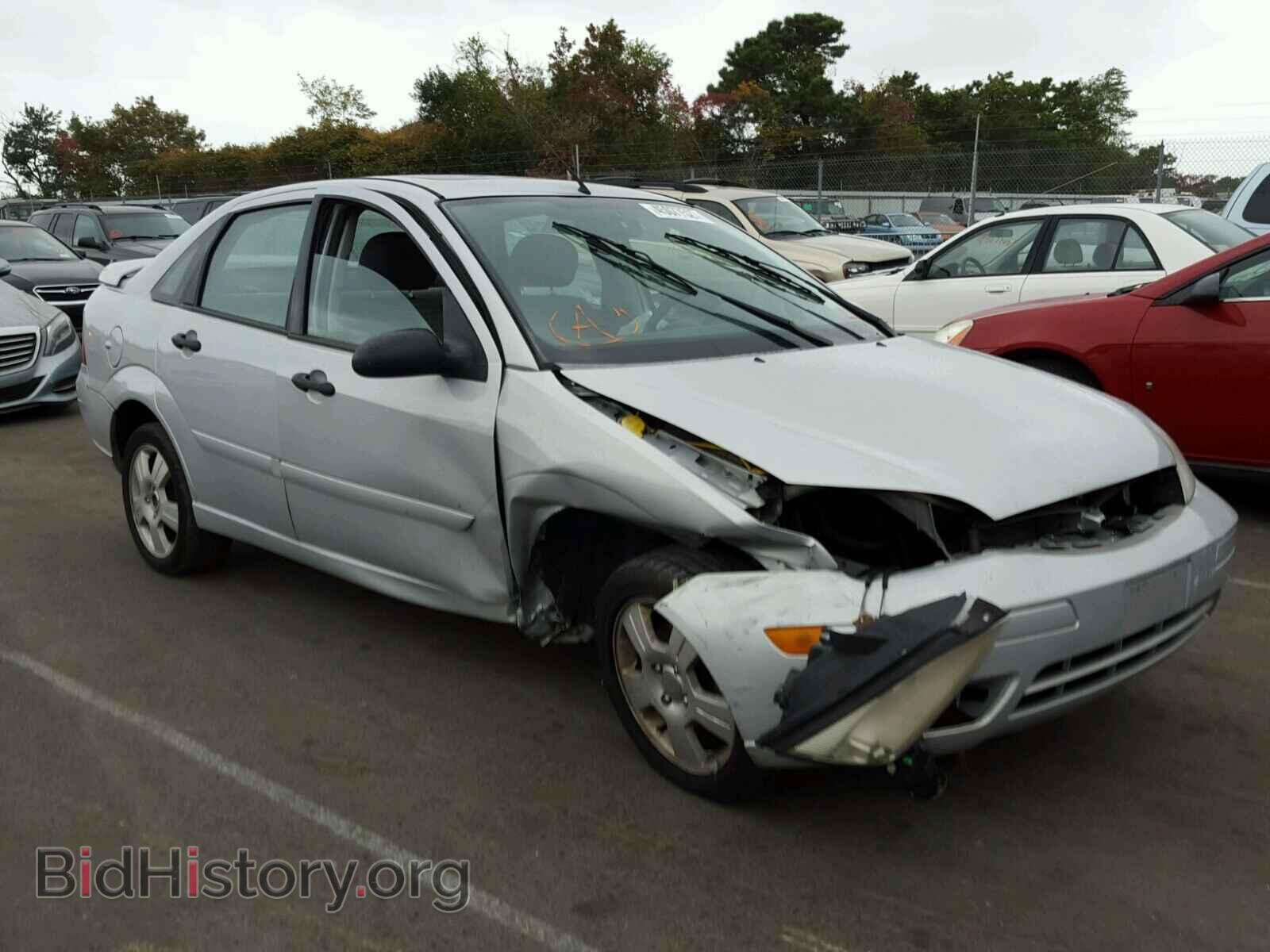 Photo 1FAHP34N17W240533 - FORD FOCUS 2007