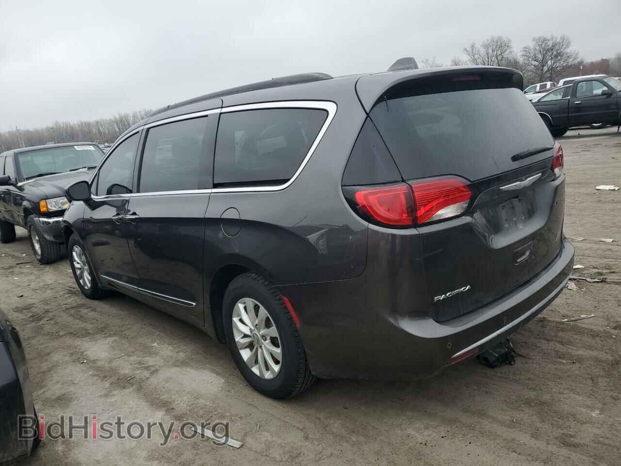 2017 CHRYSLER PACIFICA - VIN: 2C4RC1BG8HR688488 - Фото 2
