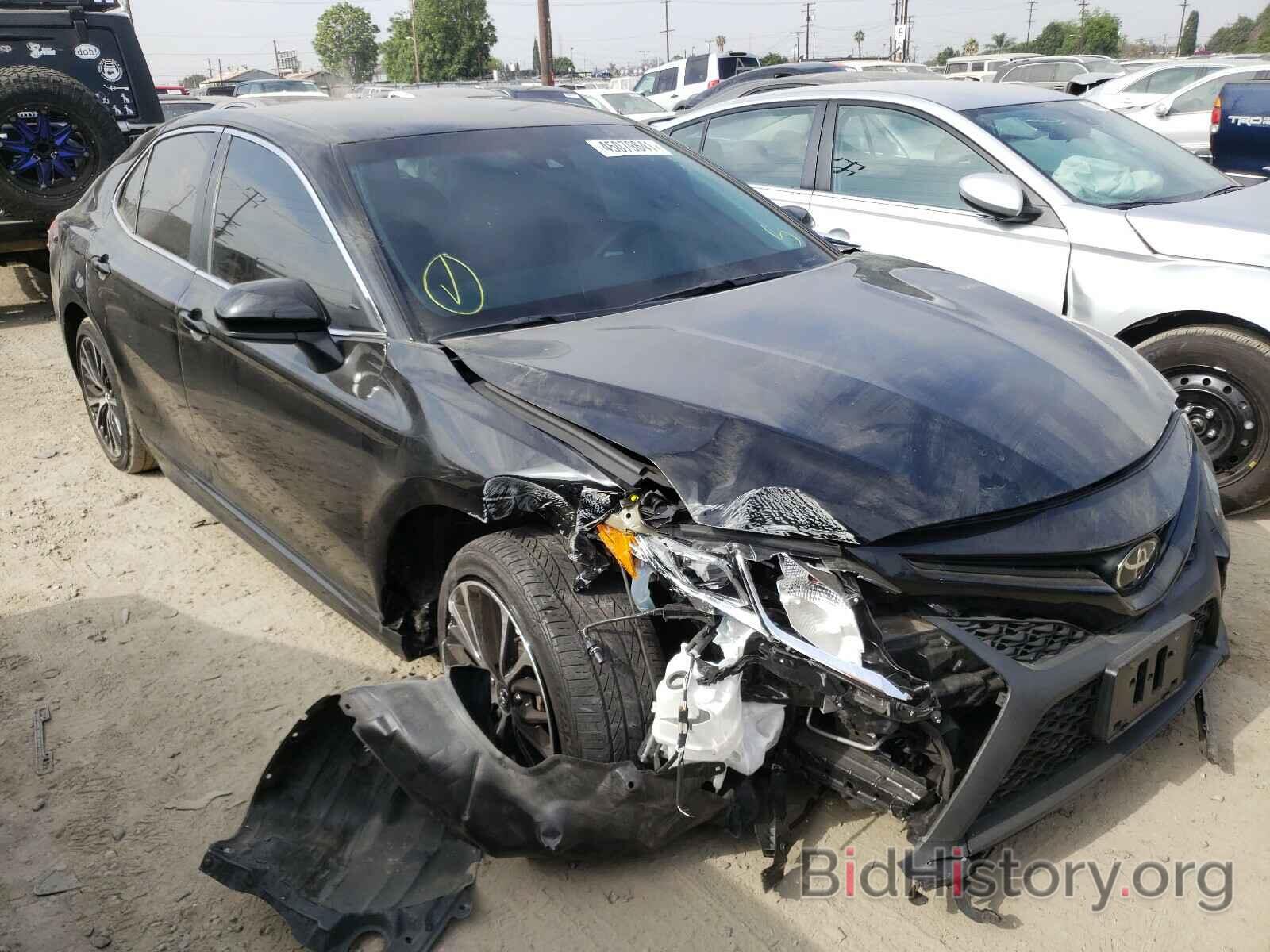 Photo 4T1B11HK4JU640221 - TOYOTA CAMRY 2018