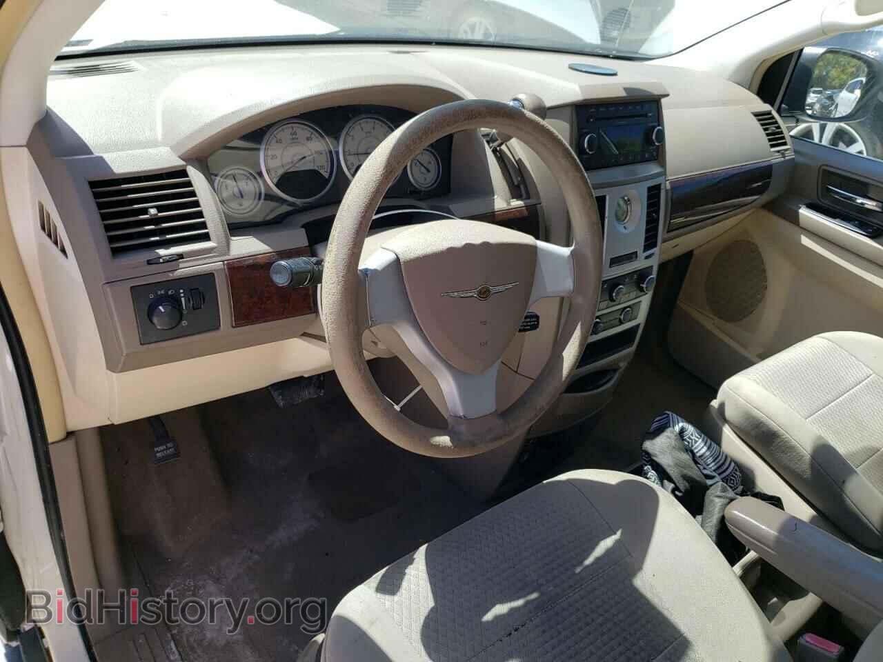 2010 CHRYSLER MINIVAN - VIN: 2A4RR4DE9AR173799 - Фото 8