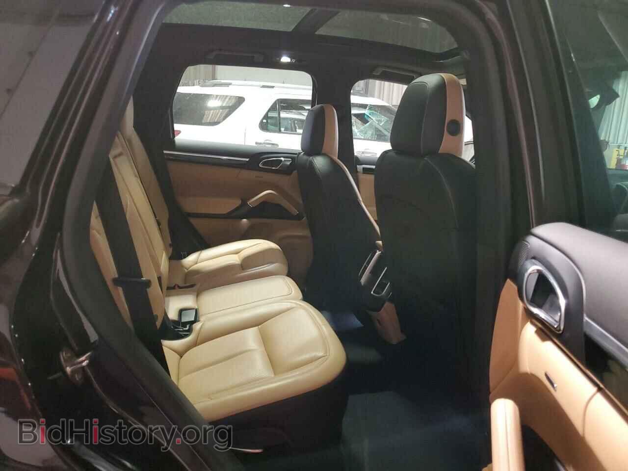2017 PORSCHE CAYENNE - VIN: WP1AA2A26HKA88001 - Фото 10