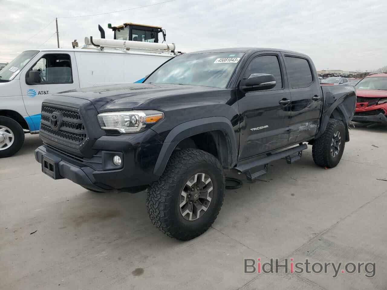 Фотография 5TFCZ5AN0HX060776 - TOYOTA TACOMA 2017