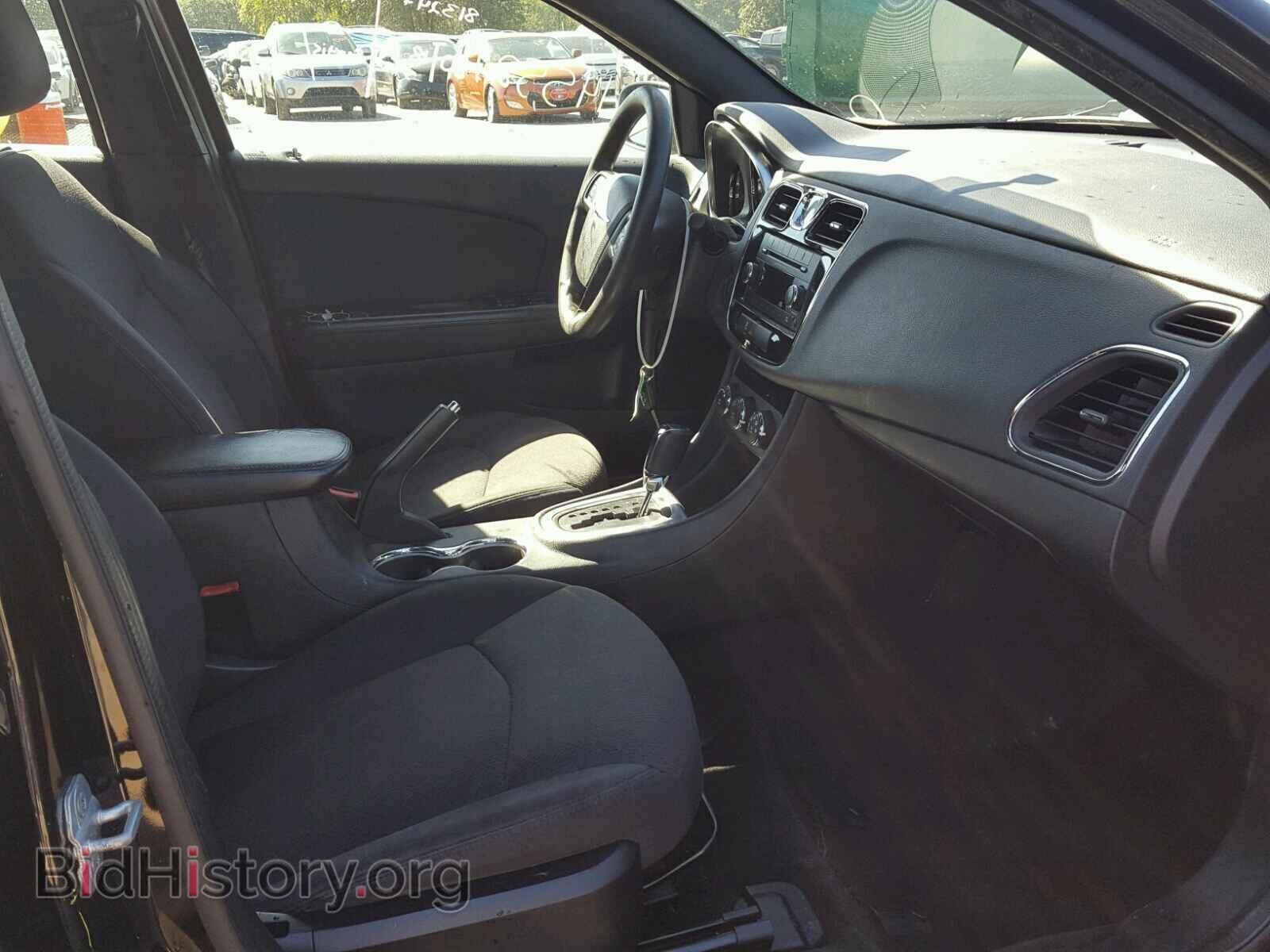 2012 CHRYSLER 200 - VIN: 1C3CCBAB7CN218285 - Photo 5
