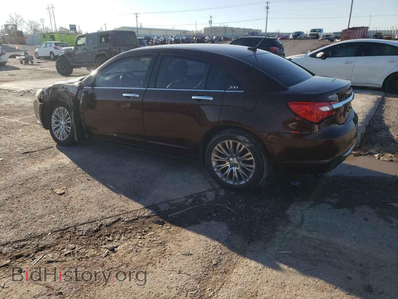 2013 CHRYSLER 200 - VIN: 1C3CCBCG4DN546161 - Фото 2