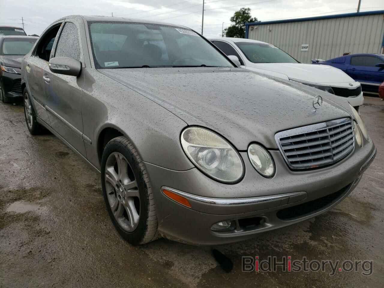 Photo WDBUF56JX6A948579 - MERCEDES-BENZ E-CLASS 2006