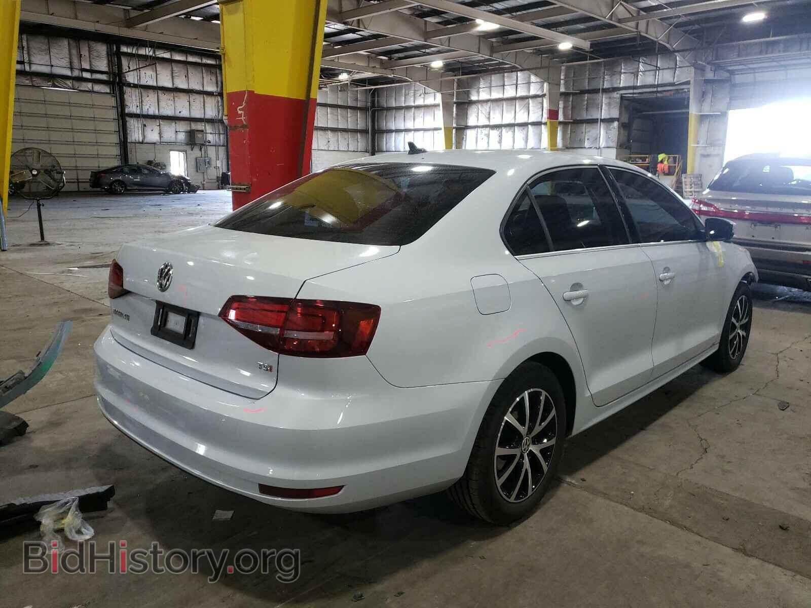 2017 VOLKSWAGEN JETTA - VIN: 3VWDB7AJ8HM279845 - Фото 4