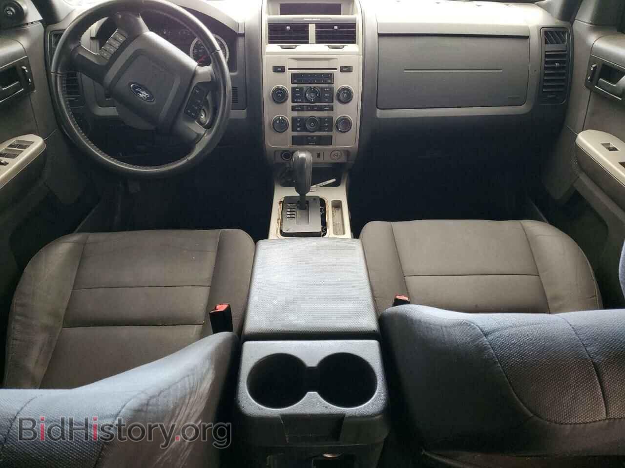 2011 FORD ESCAPE - VIN: 1FMCU0D74BKB23005 - Photo 8