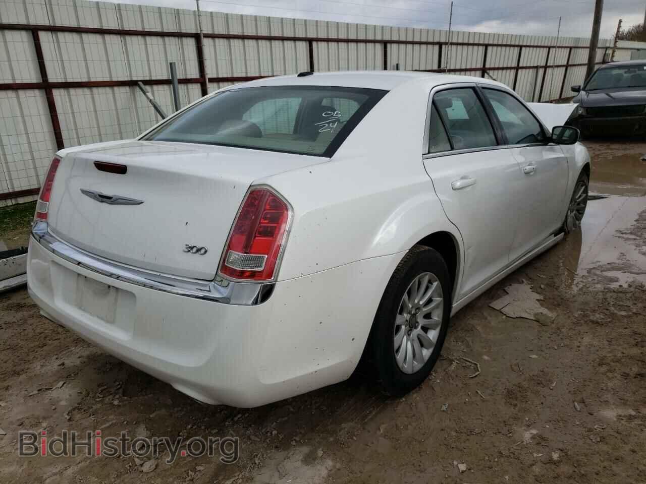 2013 CHRYSLER 300 - VIN: 2C3CCAAG1DH697772 - Фото 4
