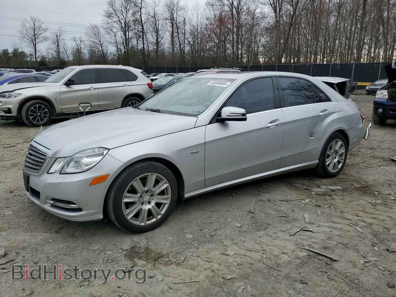 Photo WDDHF2EB4CA577478 - MERCEDES-BENZ E-CLASS 2012
