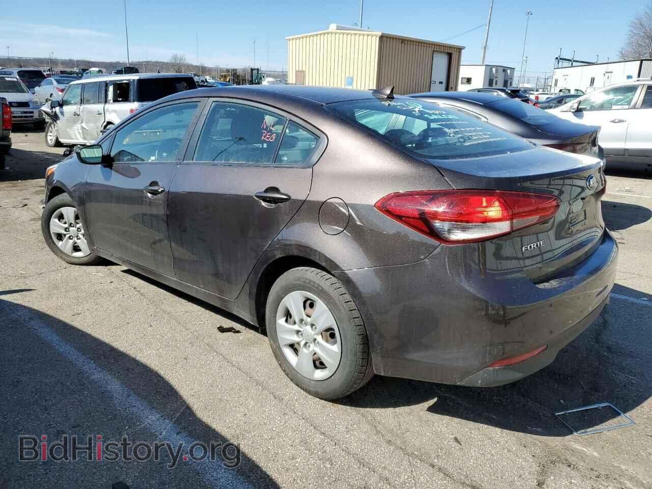 2017 KIA FORTE - VIN: 3KPFK4A71HE135952 - Фото 2