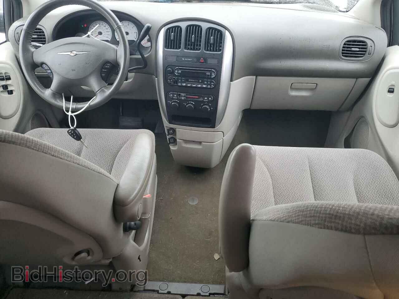 2006 CHRYSLER MINIVAN - VIN: 2A4GP54L36R844456 - Фото 8