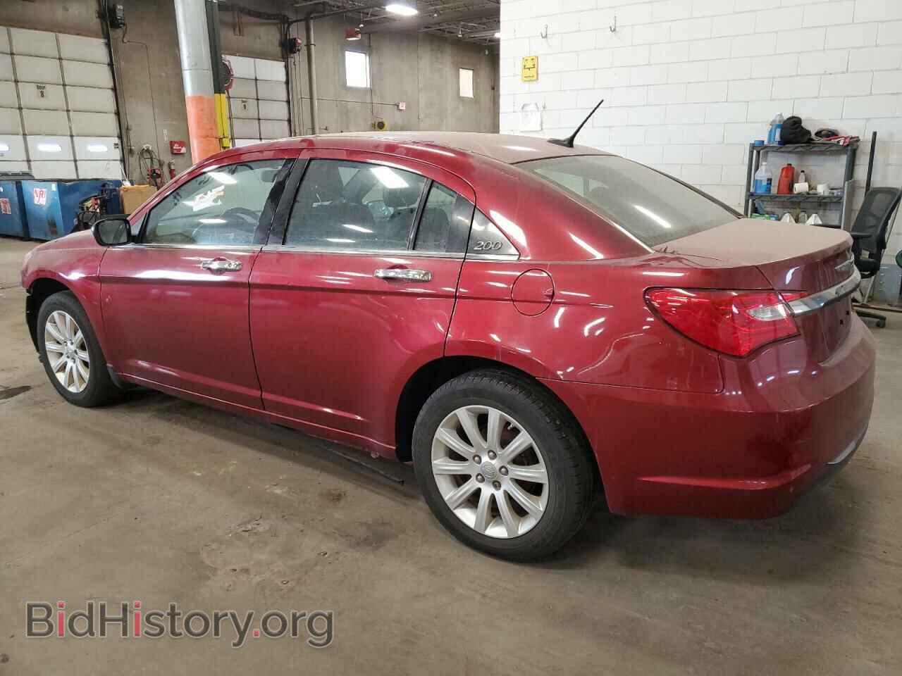 2013 CHRYSLER 200 - VIN: 1C3CCBCG6DN738519 - Фото 2