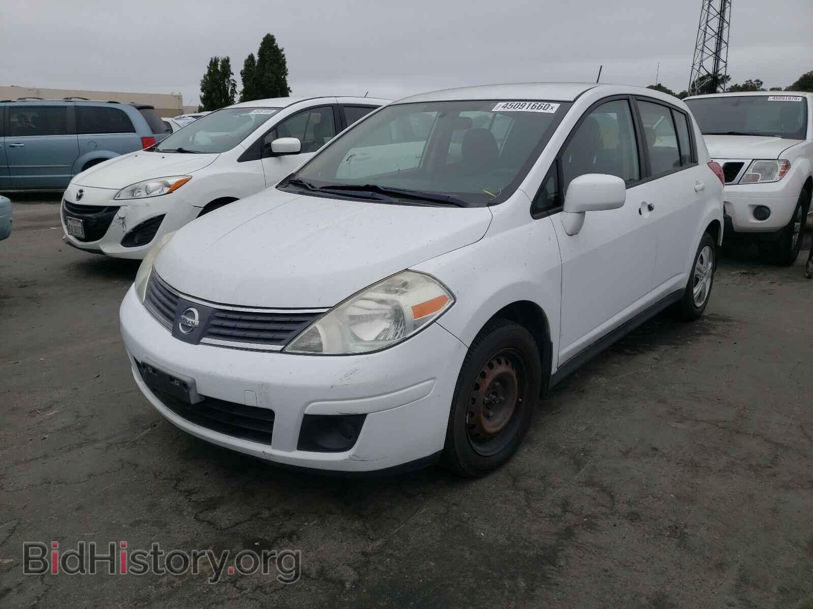 2009 NISSAN VERSA - VIN: 3N1BC13E99L358357 - Фото 2