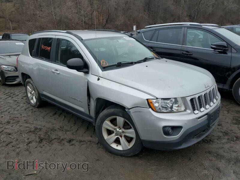 2011 Jeep COMPASS (VIN 1J4NF1FB3BD187632) — photo 4 of 12
