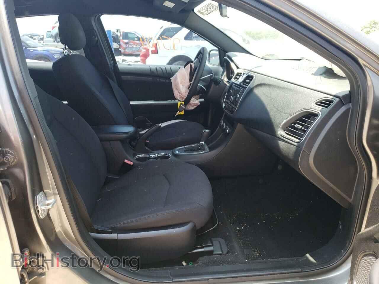 2012 CHRYSLER 200 - VIN: 1C3CCBBG7CN250373 - Фото 5