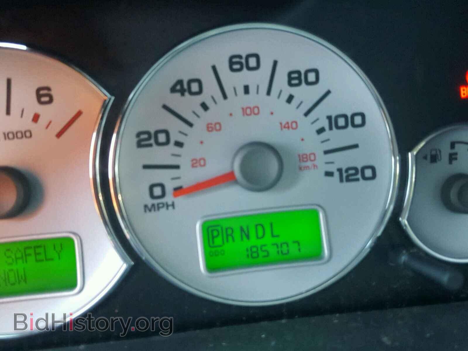 2006 FORD ESCAPE - VIN: 1FMCU95H76KD11776 - Фото 8