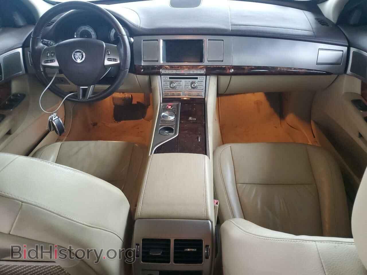 2011 JAGUAR XF - VIN: SAJWA0FB7BLS19797 - Фото 8