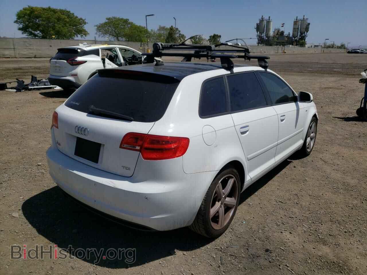 2013 AUDI A3 - VIN: WAUKJAFM9DA031265 - Фото 4