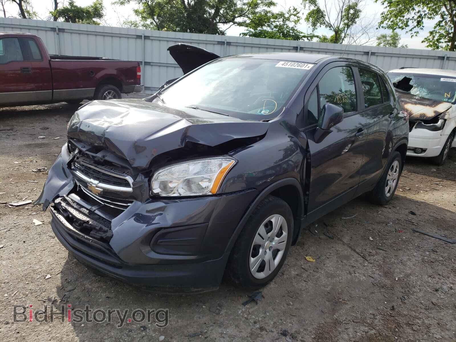 2016 CHEVROLET TRAX - VIN: 3GNCJKSB1GL214357 - Фото 2