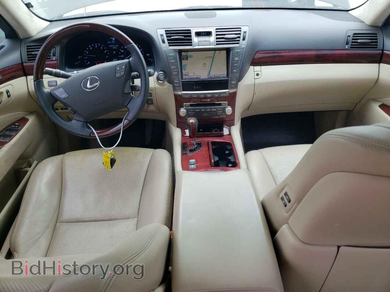 2011 LEXUS LS460 - VIN: JTHGL5EF6B5043150 - Photo 8