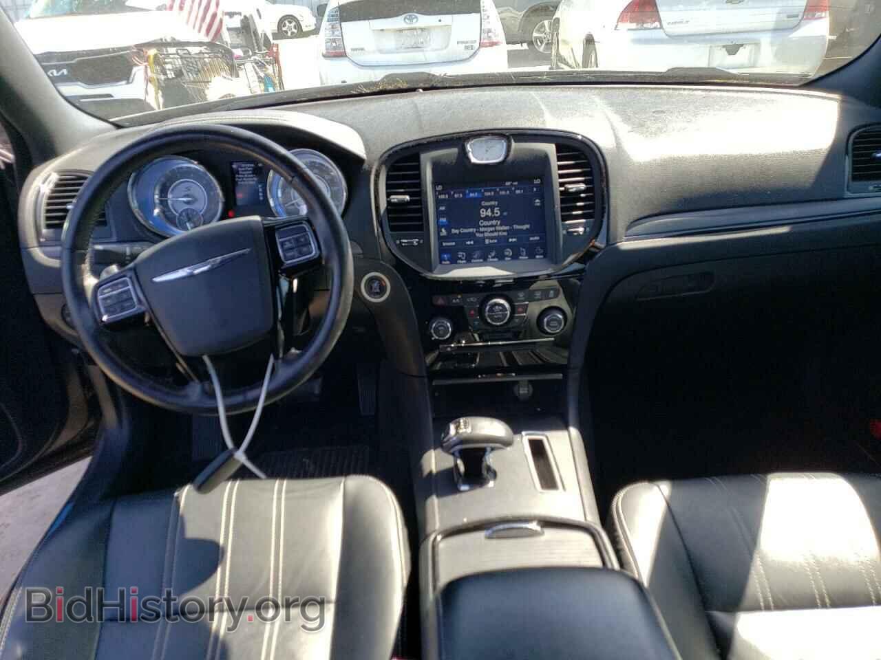 2012 CHRYSLER 300 - VIN: 2C3CCABG2CH253345 - Фото 8