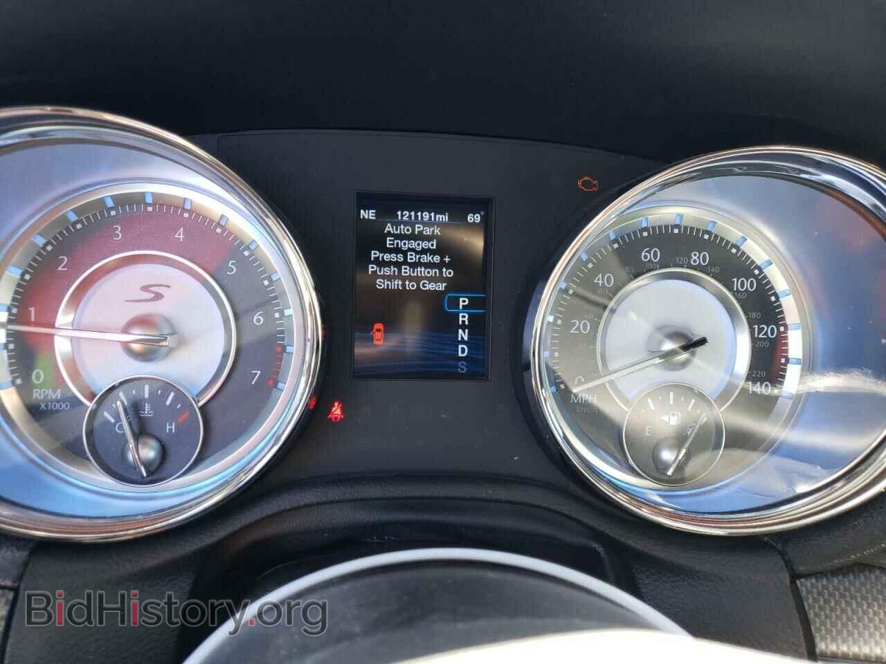 2012 CHRYSLER 300 - VIN: 2C3CCABG2CH253345 - Фото 9