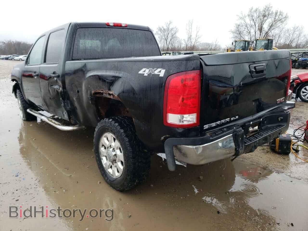 2011 GMC SIERRA - VIN: 1GT120C86BF206679 - Фото 2