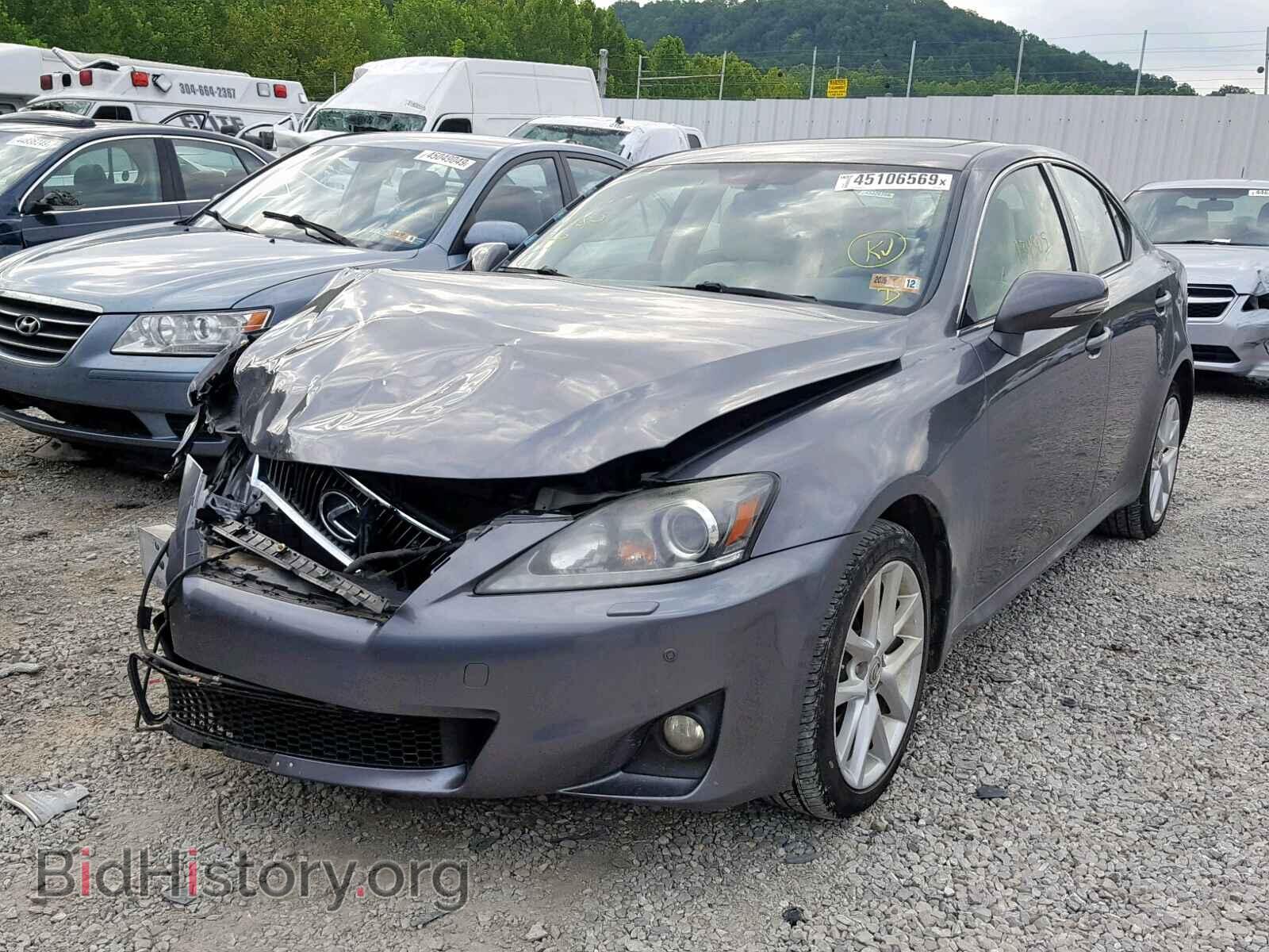 2012 LEXUS IS - VIN: JTHCE5C28C5002951 - Фото 2