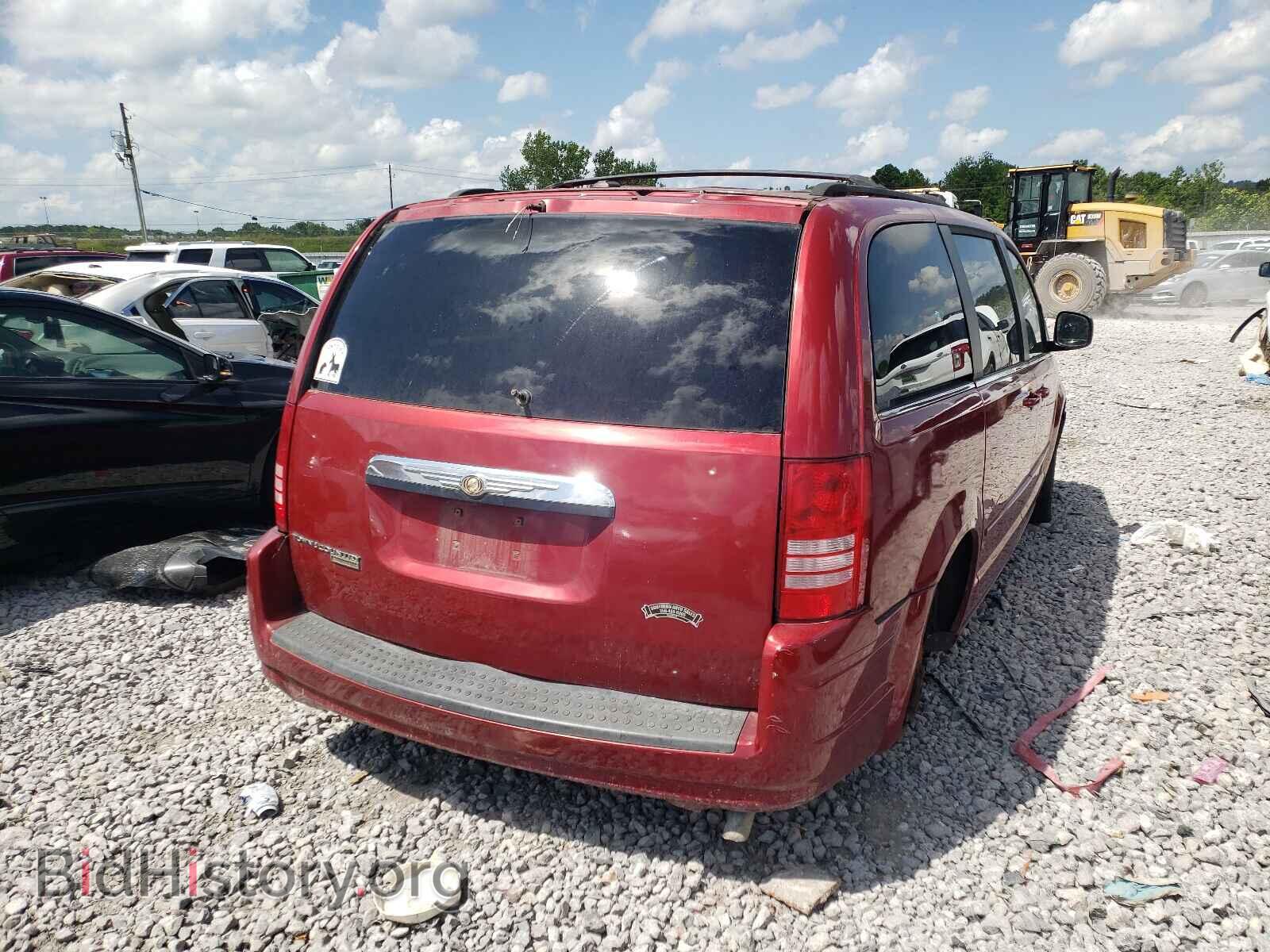 2008 CHRYSLER MINIVAN - VIN: 2A8HR54P78R711010 - Фото 4