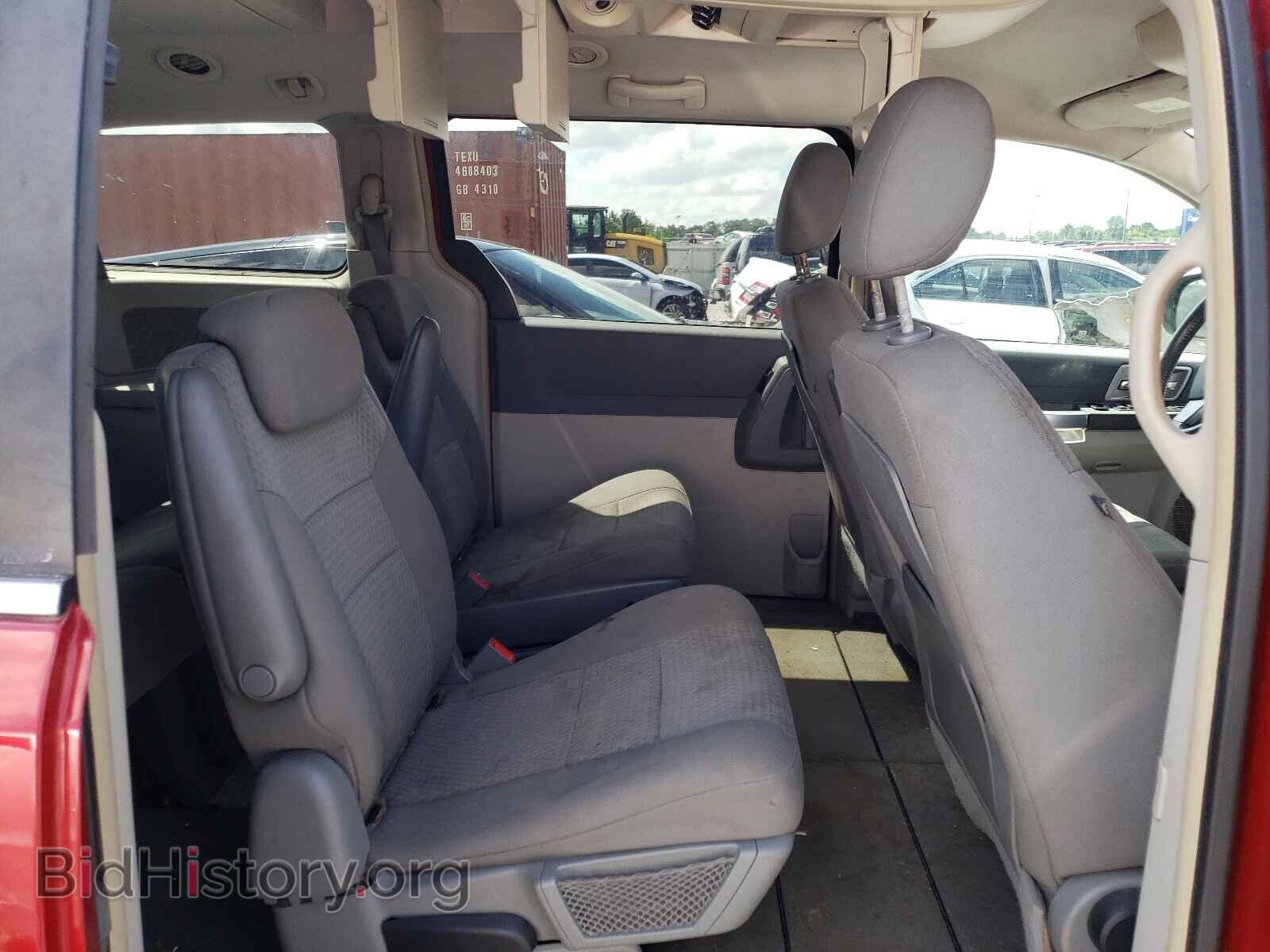 2008 CHRYSLER MINIVAN - VIN: 2A8HR54P78R711010 - Фото 6