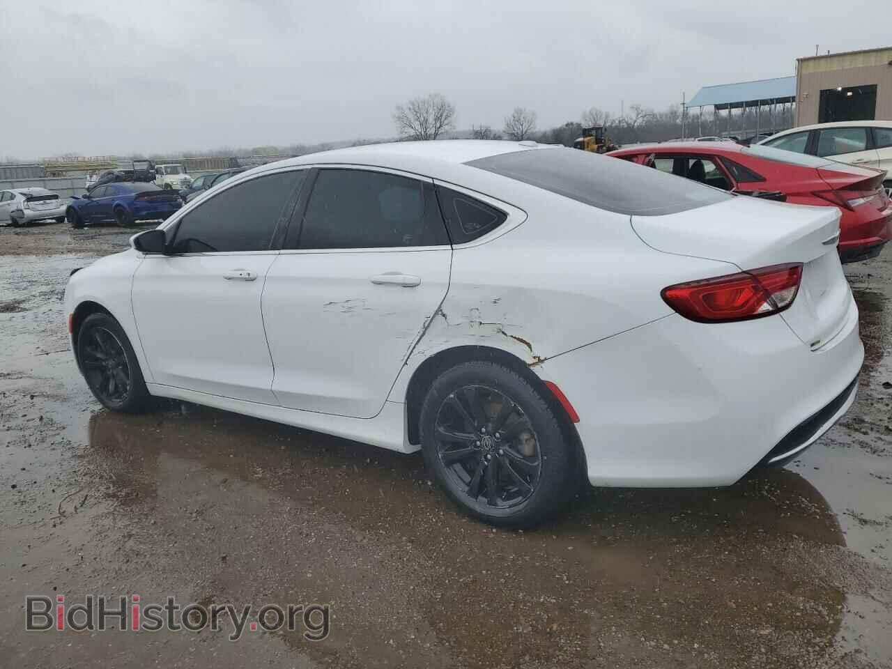 2015 CHRYSLER 200 - VIN: 1C3CCCAB5FN595207 - Фото 2