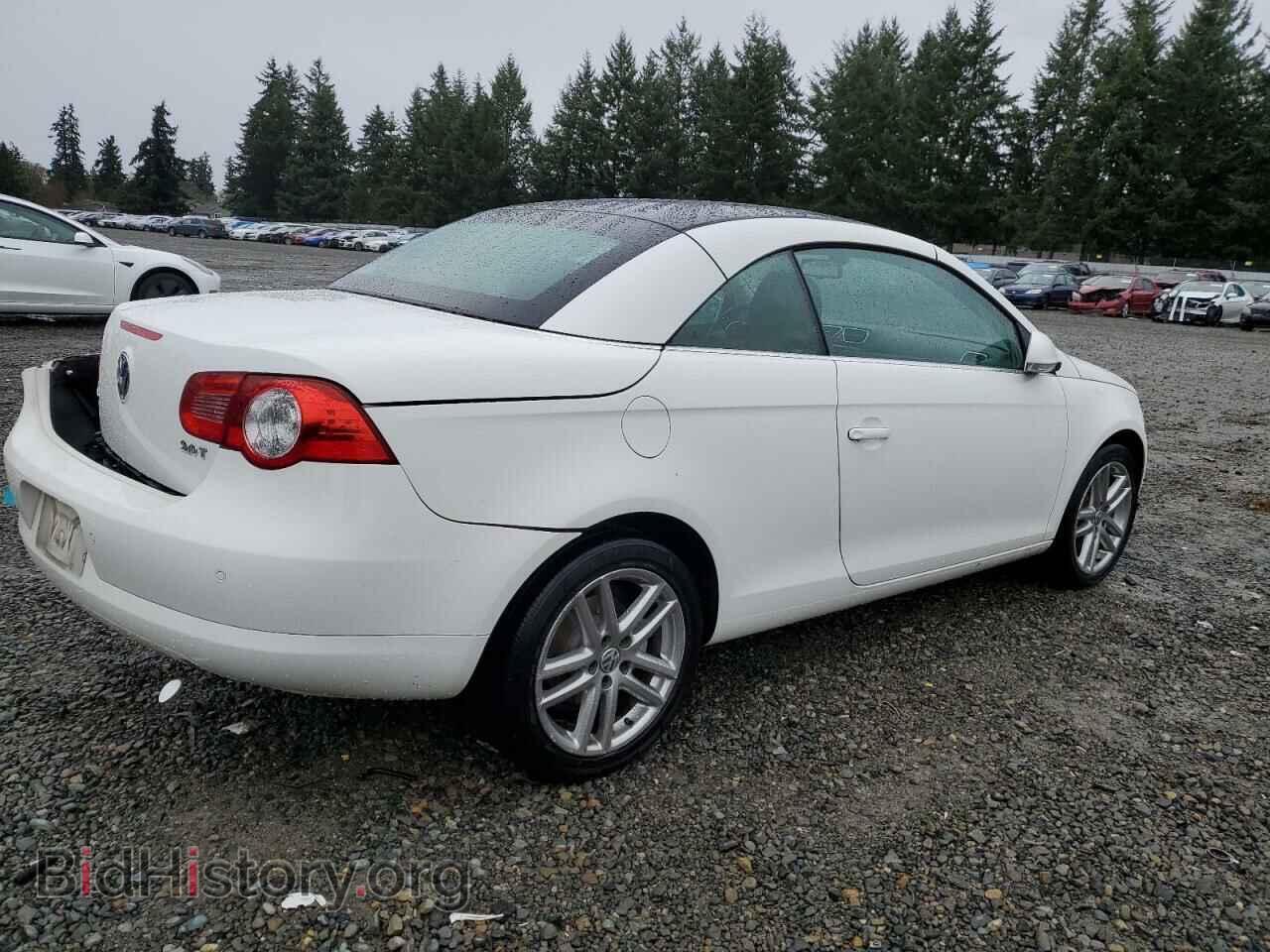 2008 VOLKSWAGEN EOS - VIN: WVWFA71F08V018483 - Фото 3