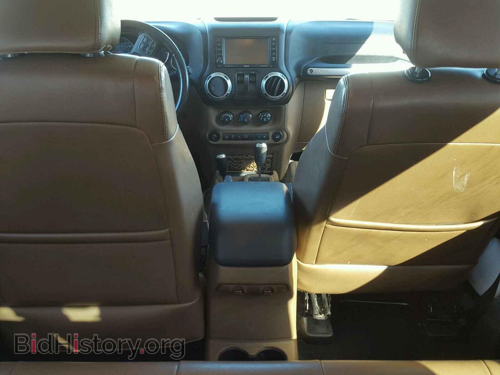2011 JEEP WRANGLER - VIN: 1J4AA5D13BL557224 - Фото 9