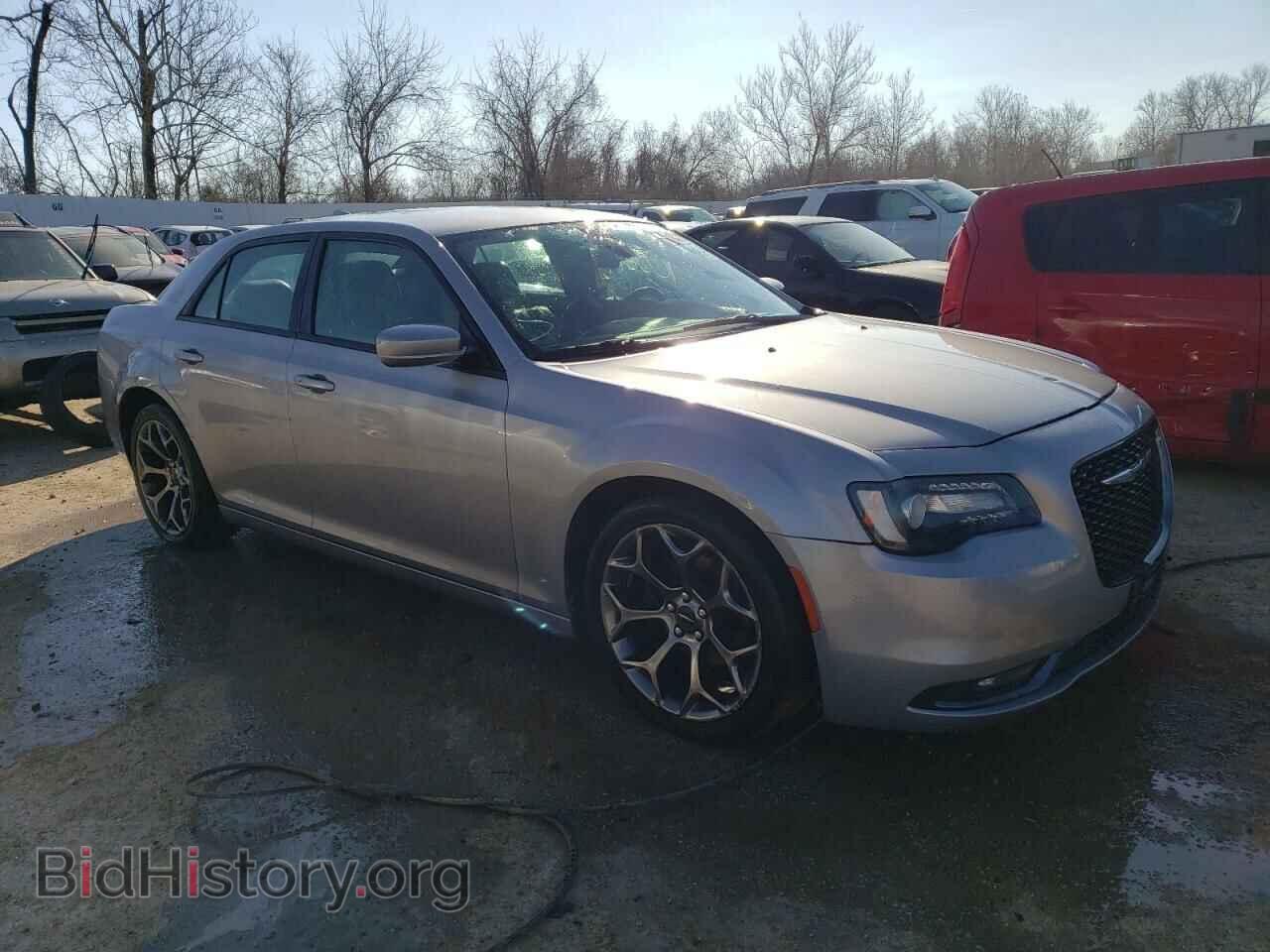 2018 CHRYSLER 300 - VIN: 2C3CCABG4JH214639 - Фото 4