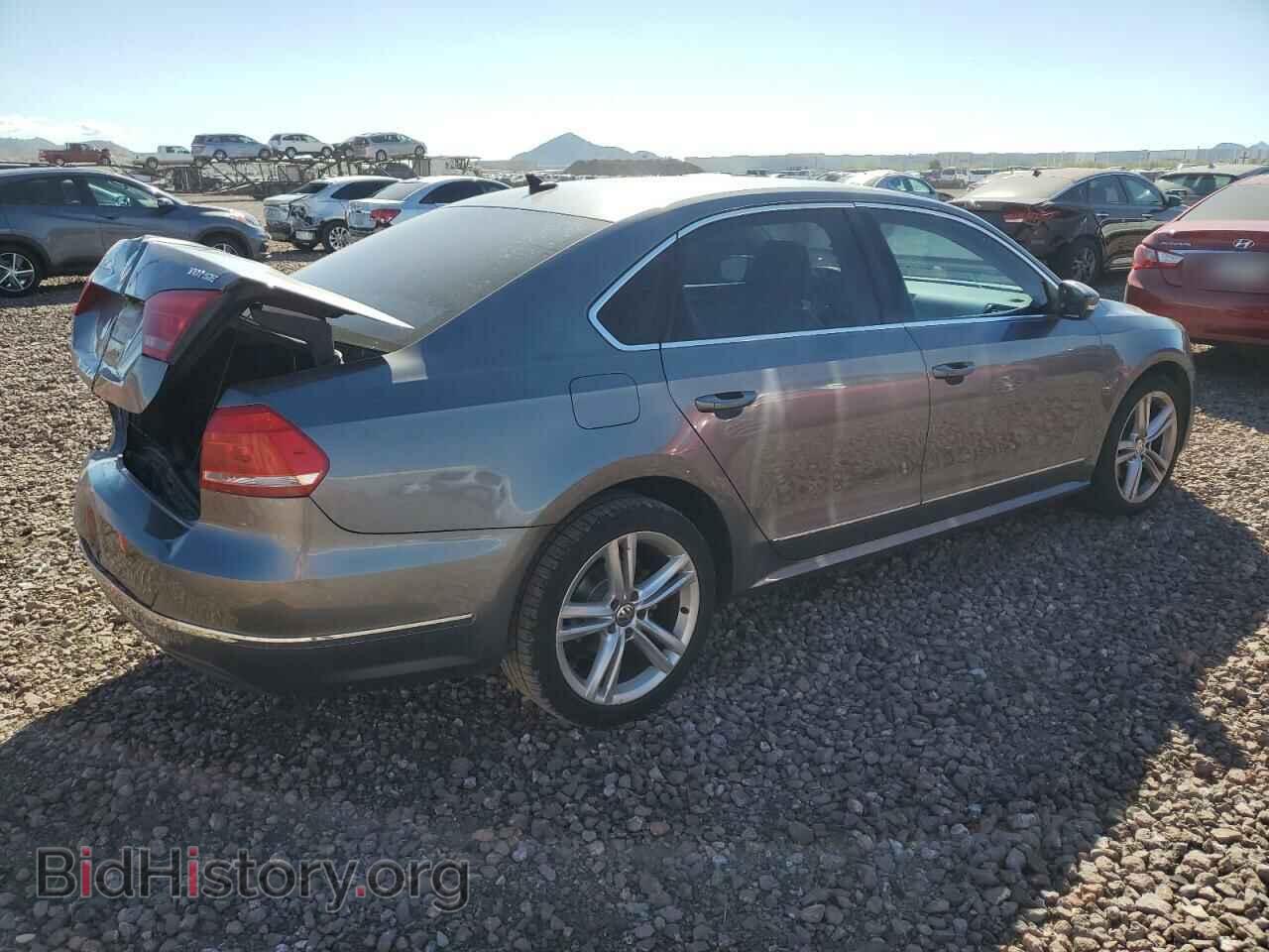 2015 VOLKSWAGEN PASSAT - VIN: 1VWBV7A30FC058755 - Фото 3