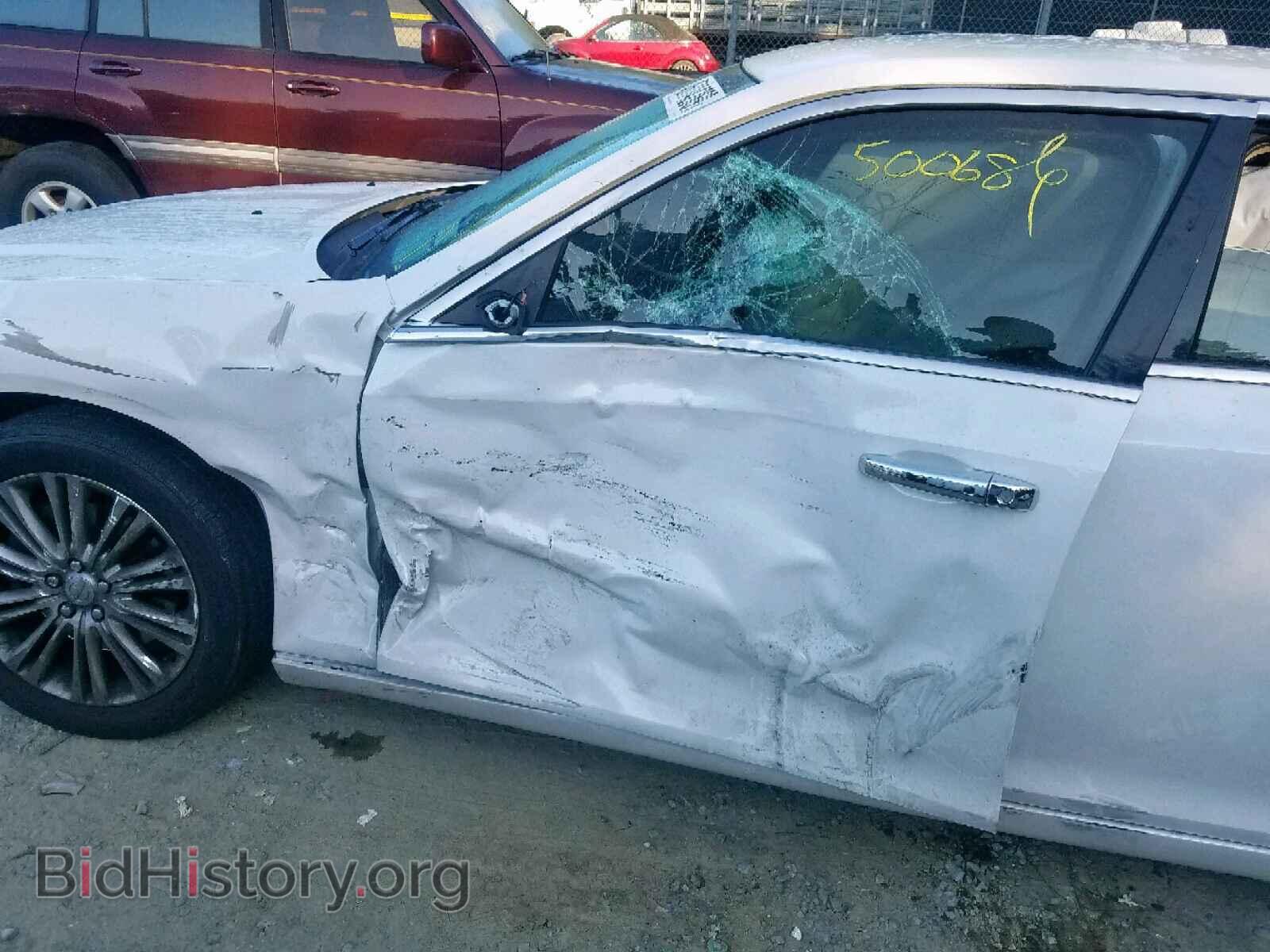 2013 CHRYSLER 300 - VIN: 2C3CCARG3DH710137 - Фото 9