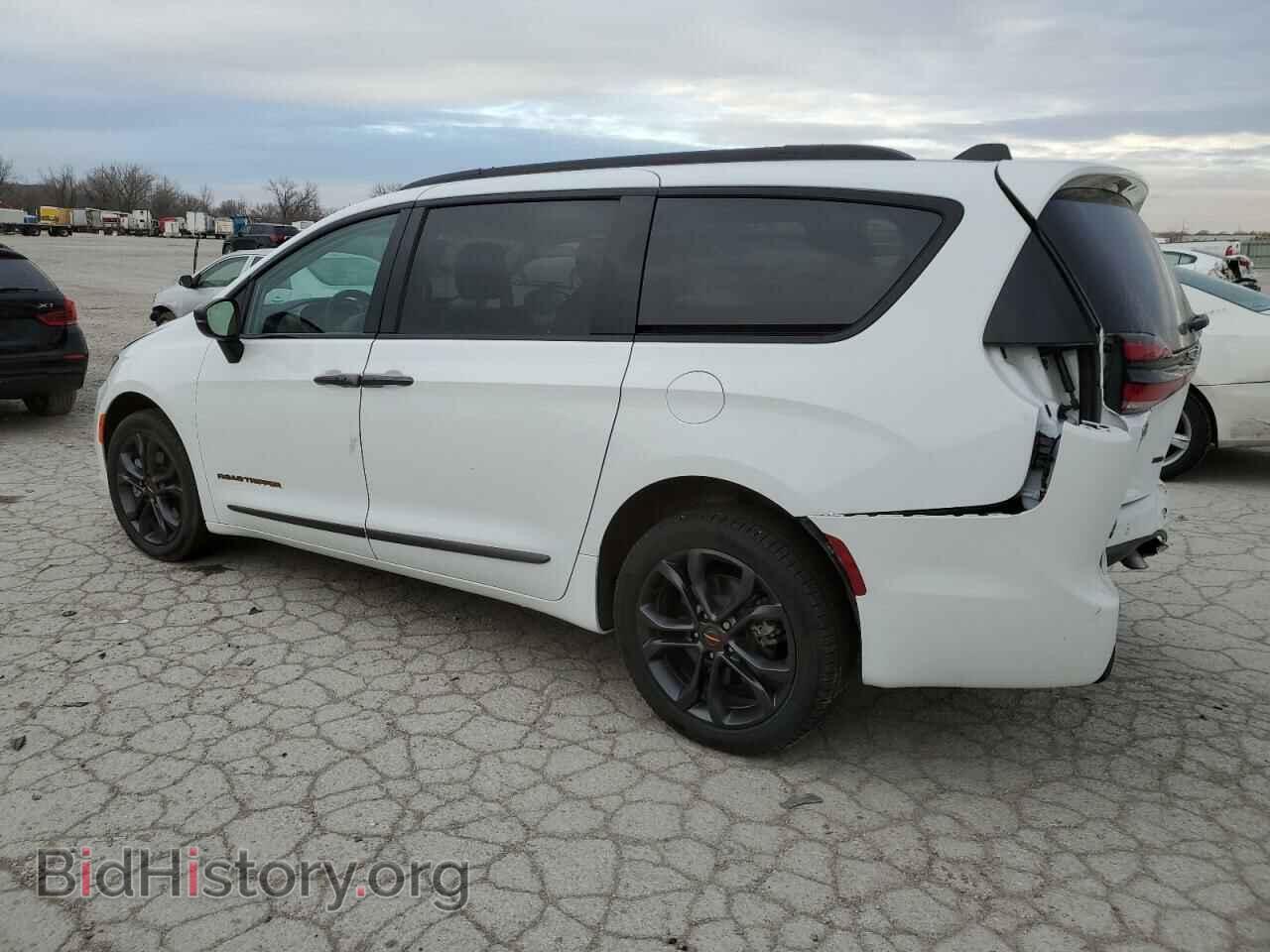 2023 CHRYSLER PACIFICA - VIN: 2C4RC3BG7PR604963 - Фото 2