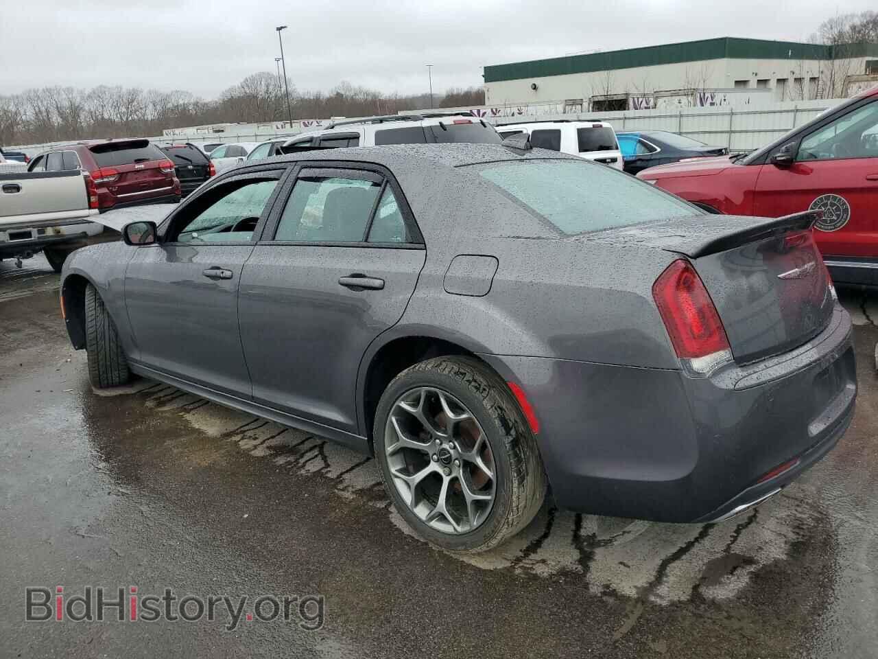 2016 CHRYSLER 300 - VIN: 2C3CCABT6GH298548 - Photo 2