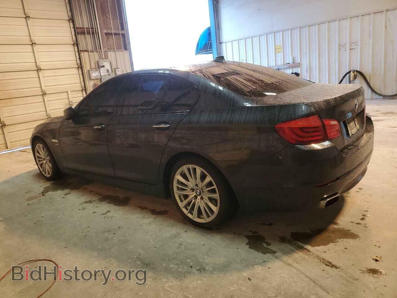 2011 BMW 5 SERIES - VIN: WBAFU9C59BC786034 - Фото 2