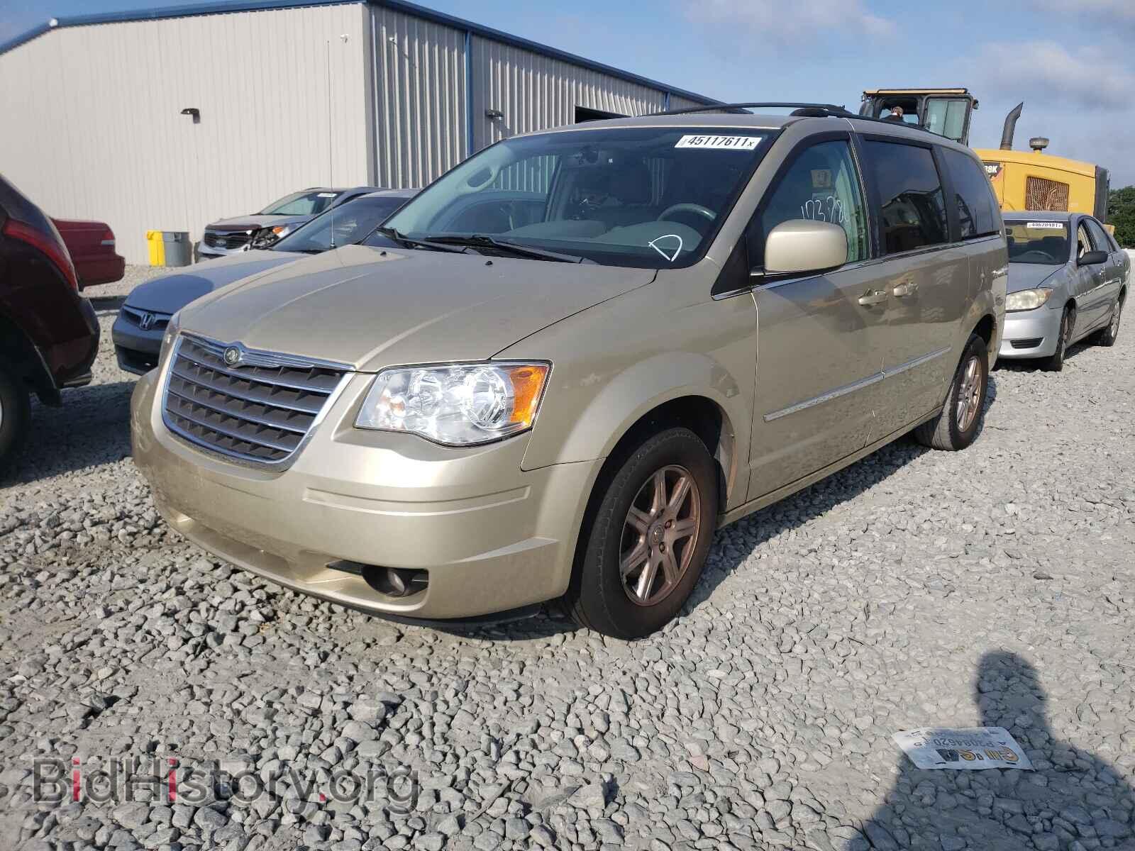 2010 CHRYSLER MINIVAN - VIN: 2A4RR5D18AR188877 - Фото 2