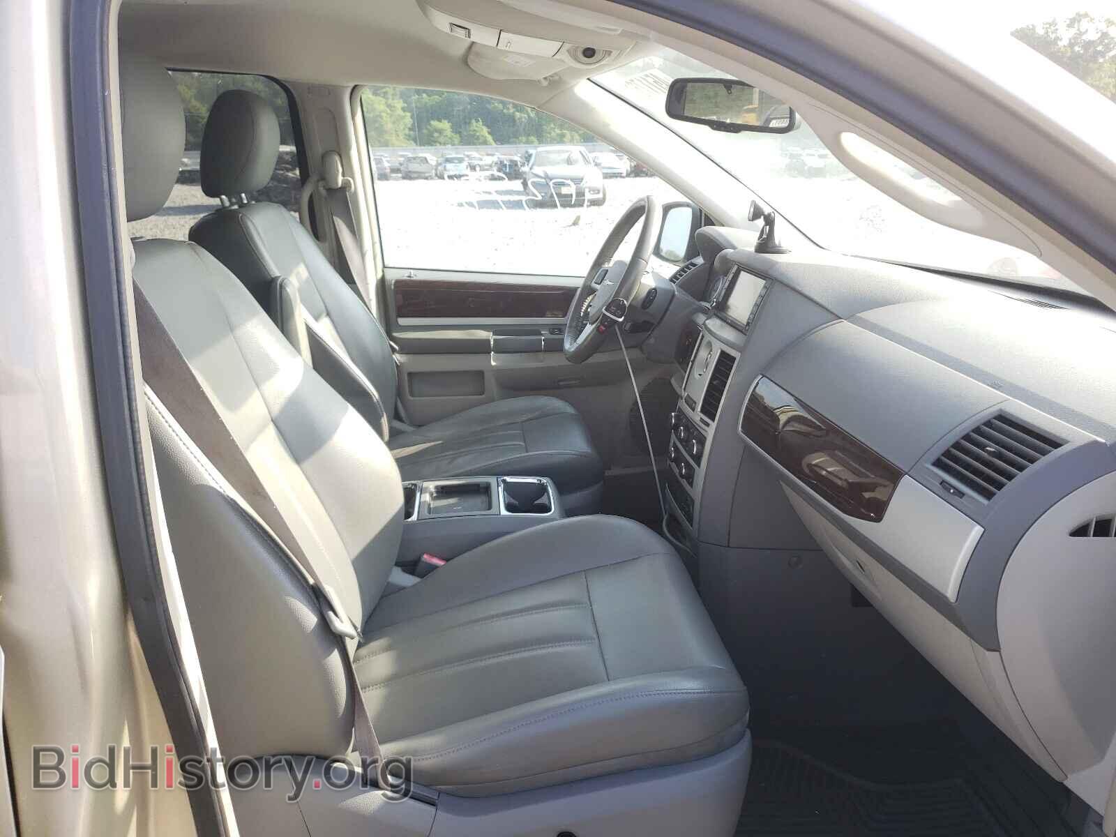 2010 CHRYSLER MINIVAN - VIN: 2A4RR5D18AR188877 - Фото 5