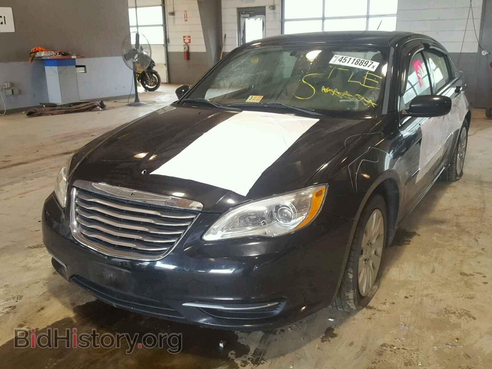 2012 CHRYSLER 200 - VIN: 1C3CCBAB7CN210039 - Фото 2