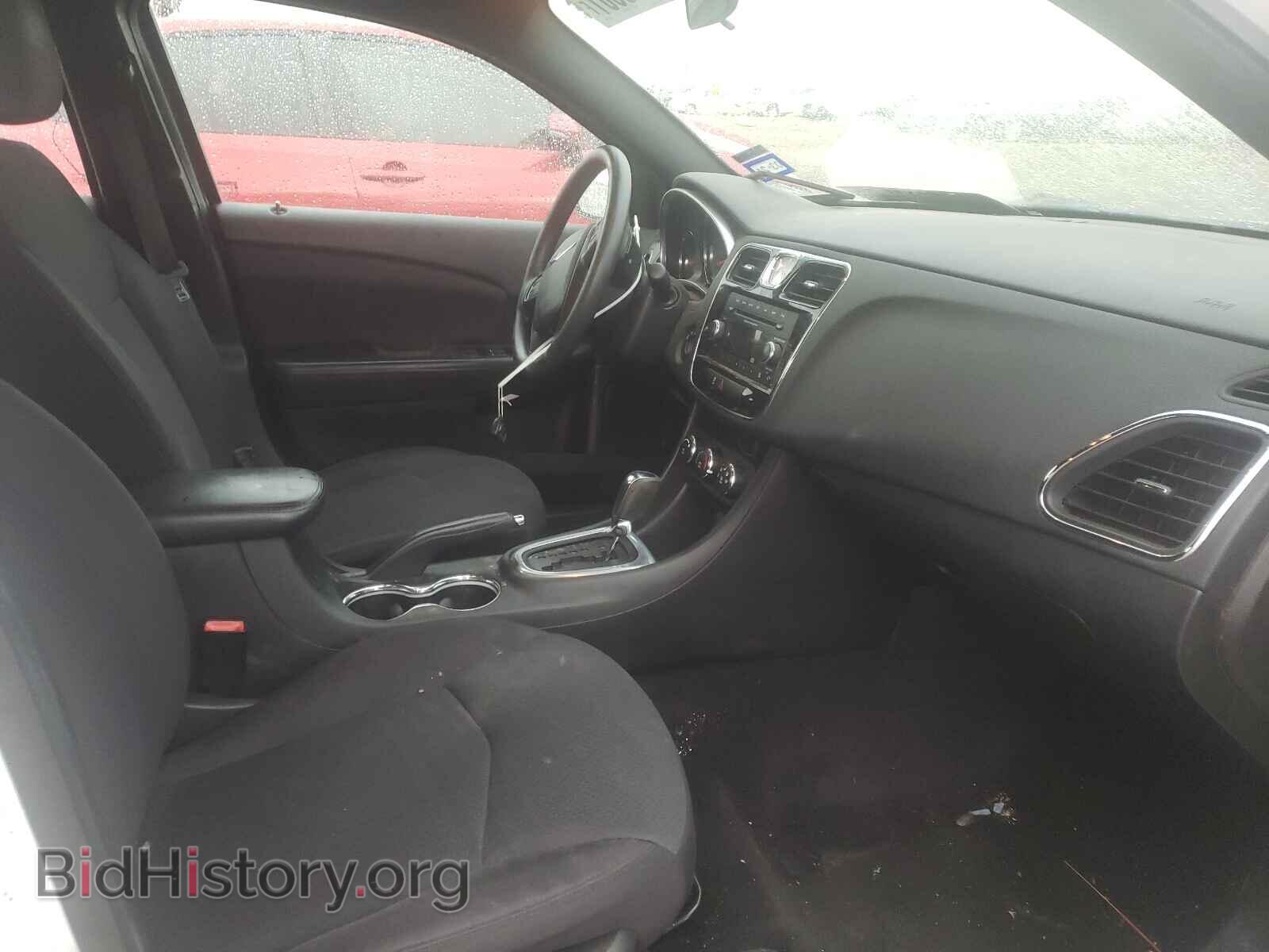 2013 CHRYSLER 200 - VIN: 1C3CCBAB4DN670812 - Фото 5